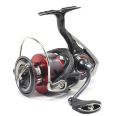 Катушка безынерционная Daiwa 20 Fuego LT 5000-C